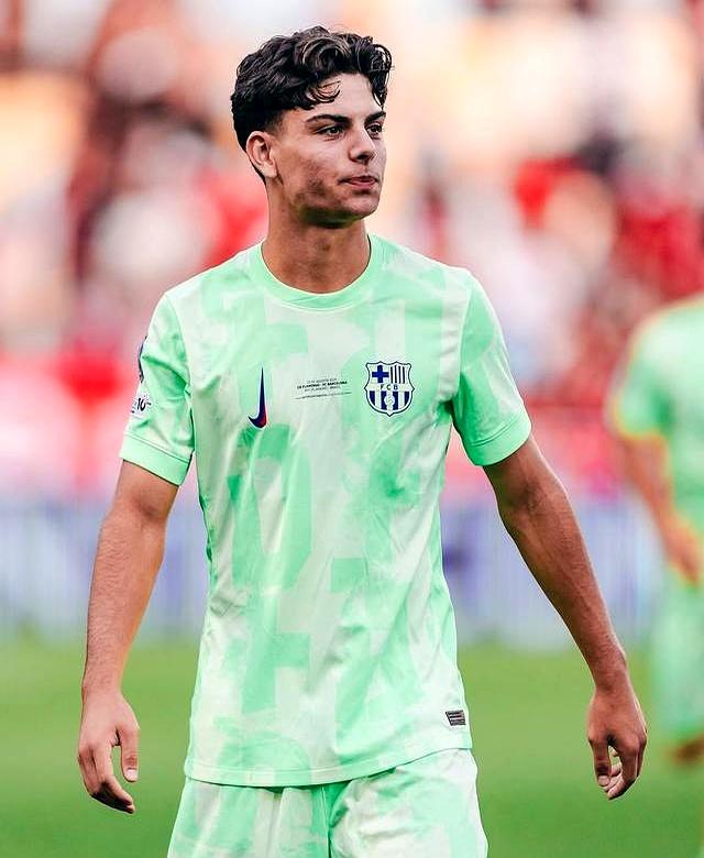 关于巴萨巨星伤愈复出即破门，全场球迷沸腾，发现活动所有积分虽然关系.的信息