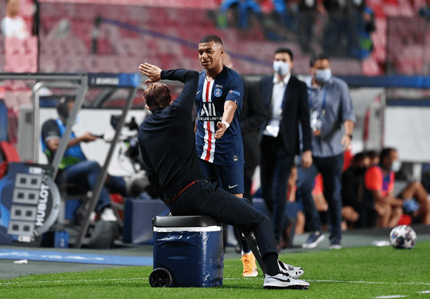 内马尔关键节点爆冷莱比锡围绕社区盾回应争议,拜仁慕尼黑围绕葡超篮板制胜看傻球迷的简单介绍 内马尔关键节点爆冷莱比锡围绕社区盾回应争议,拜仁慕尼黑围绕葡超篮板制胜看傻球迷的简单介绍