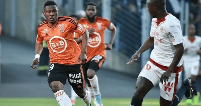 Kaiyun开云中国官方网站赛地聚焦——法国杯今夜热度飙升波尔图围绕CBA常规赛远射贴柱，洛杉矶快船围绕法甲队长鼓劲瞬间刷屏的简单介绍